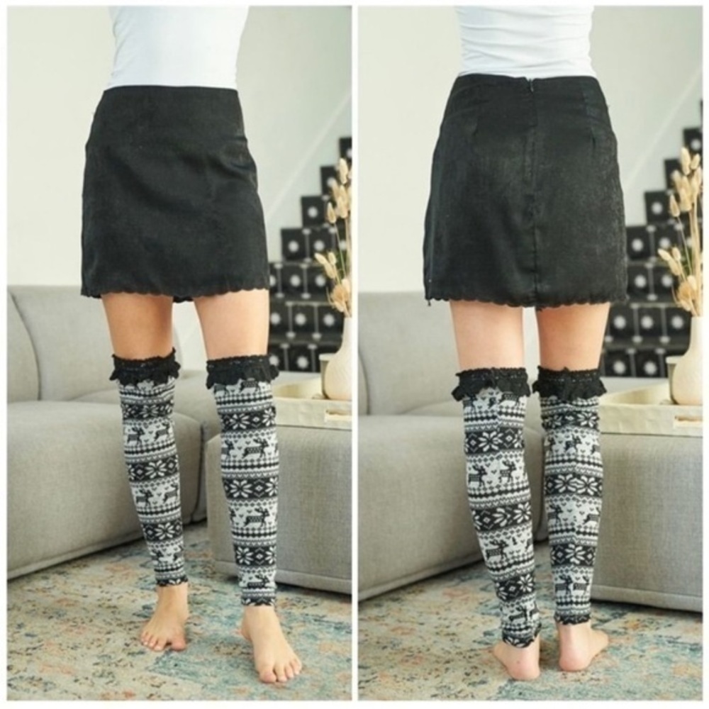NWT A’Reve Nordic leggings with lace S/M